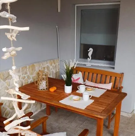 Сasa de vacaciones Skalinada Vir